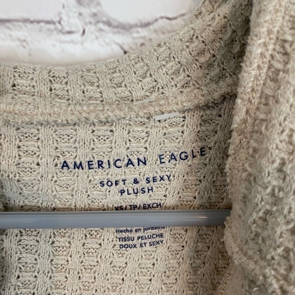American Eagle XS Plush Hooded Waffle Cardigan - Picture 5 of 7